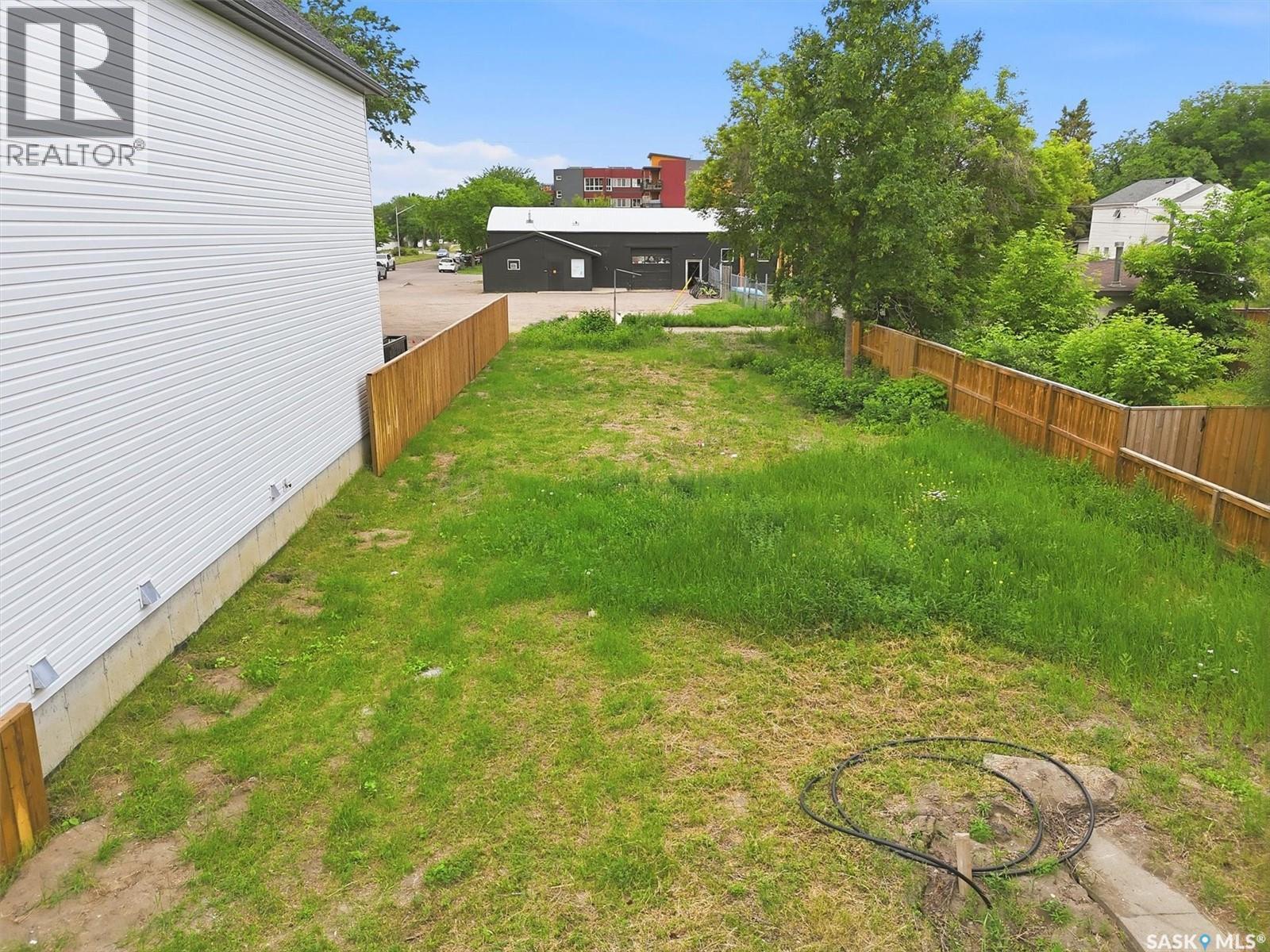 537 H Avenue S, Saskatoon, SK