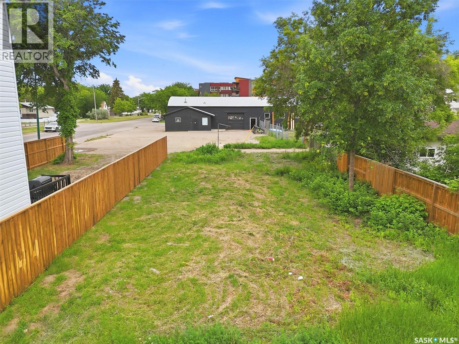 537 H Avenue S, Saskatoon, SK