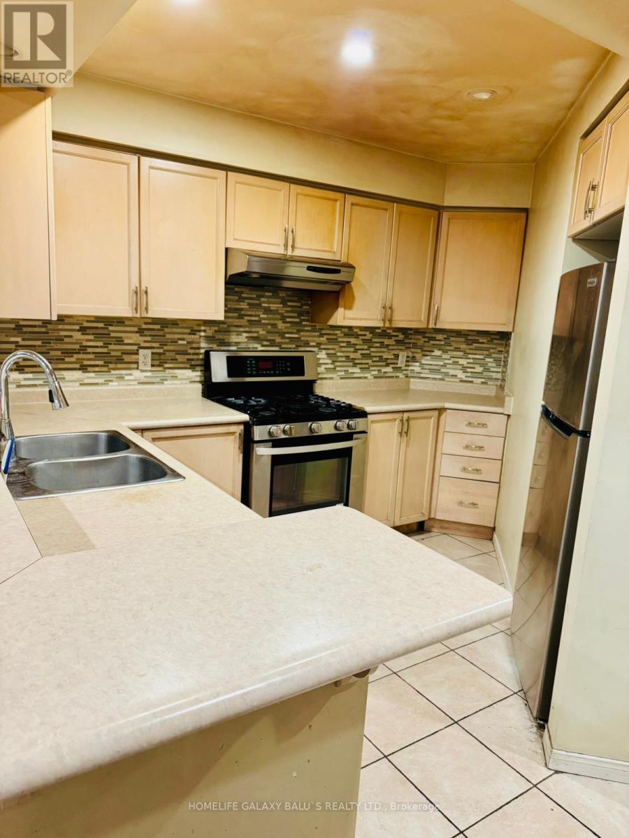 225 Cotton Grass Street, Kitchener, ON