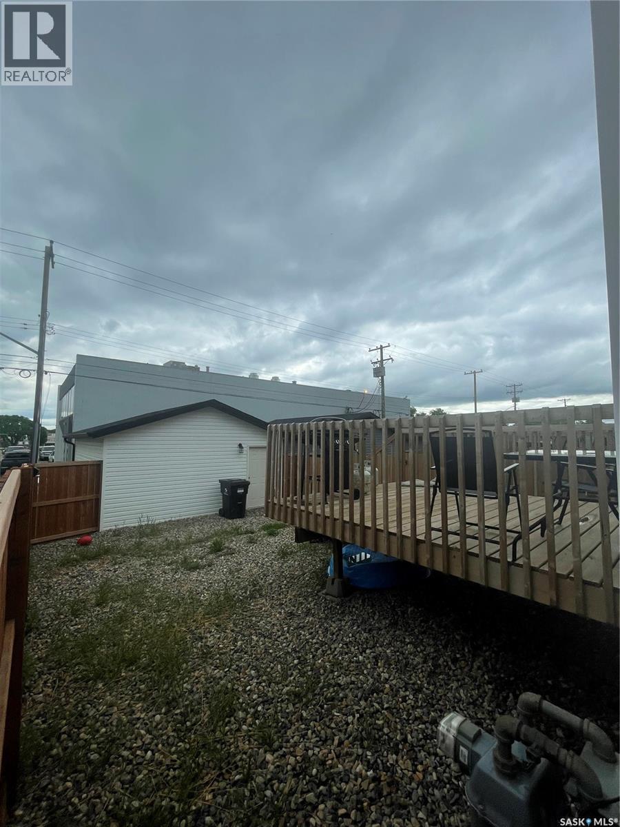 1530 B Avenue N, Saskatoon, SK