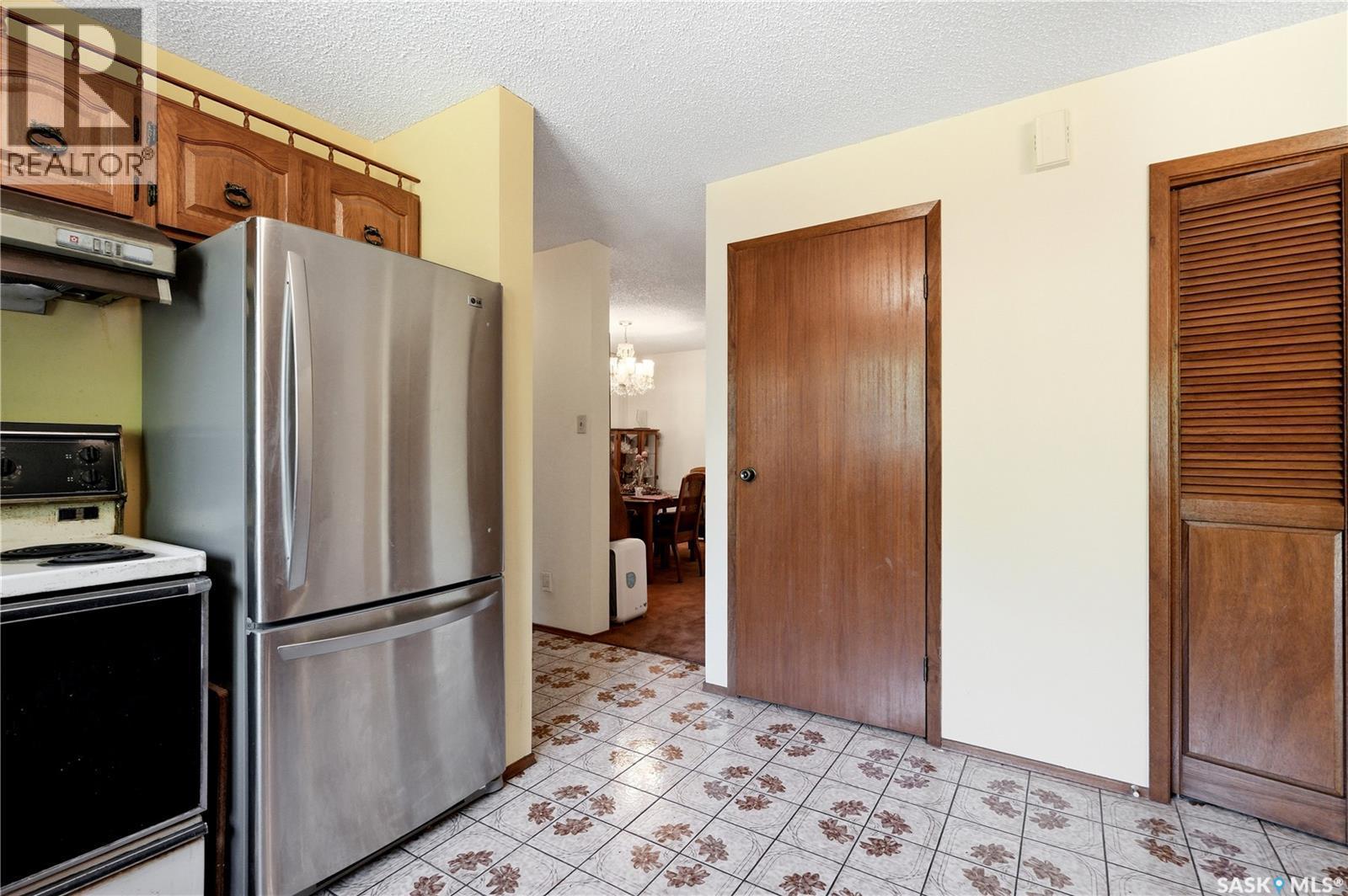 211 Keeley Crescent, Saskatoon, SK