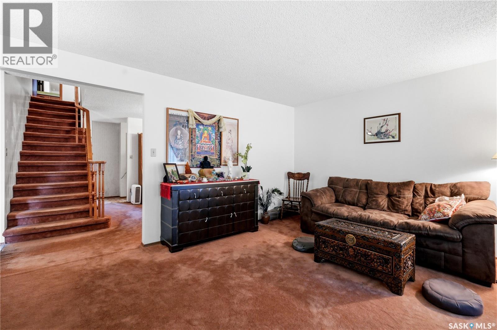 211 Keeley Crescent, Saskatoon, SK