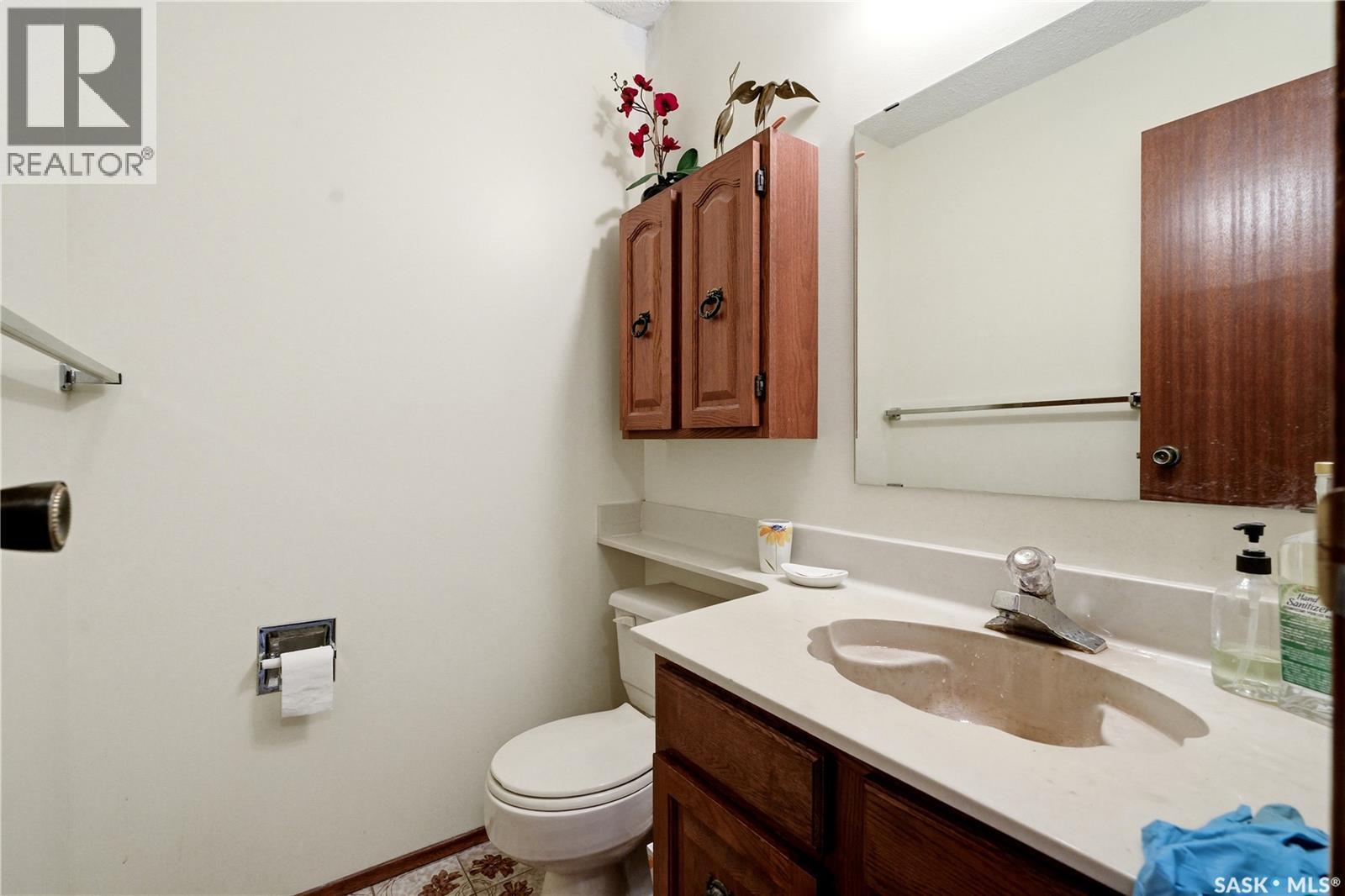 211 Keeley Crescent, Saskatoon, SK