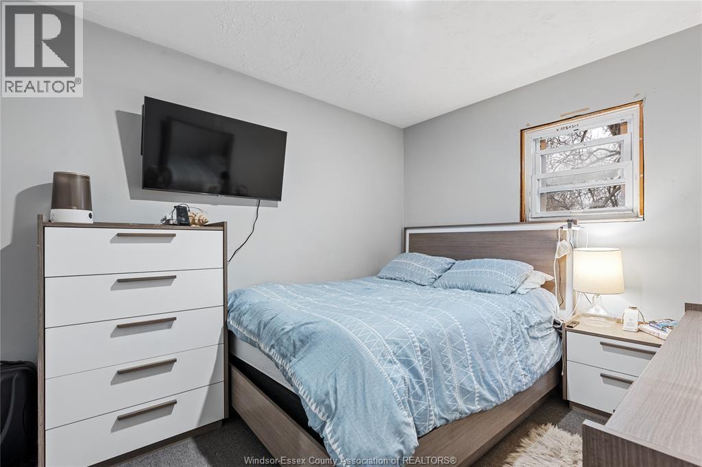4 Young, Tilbury, ON