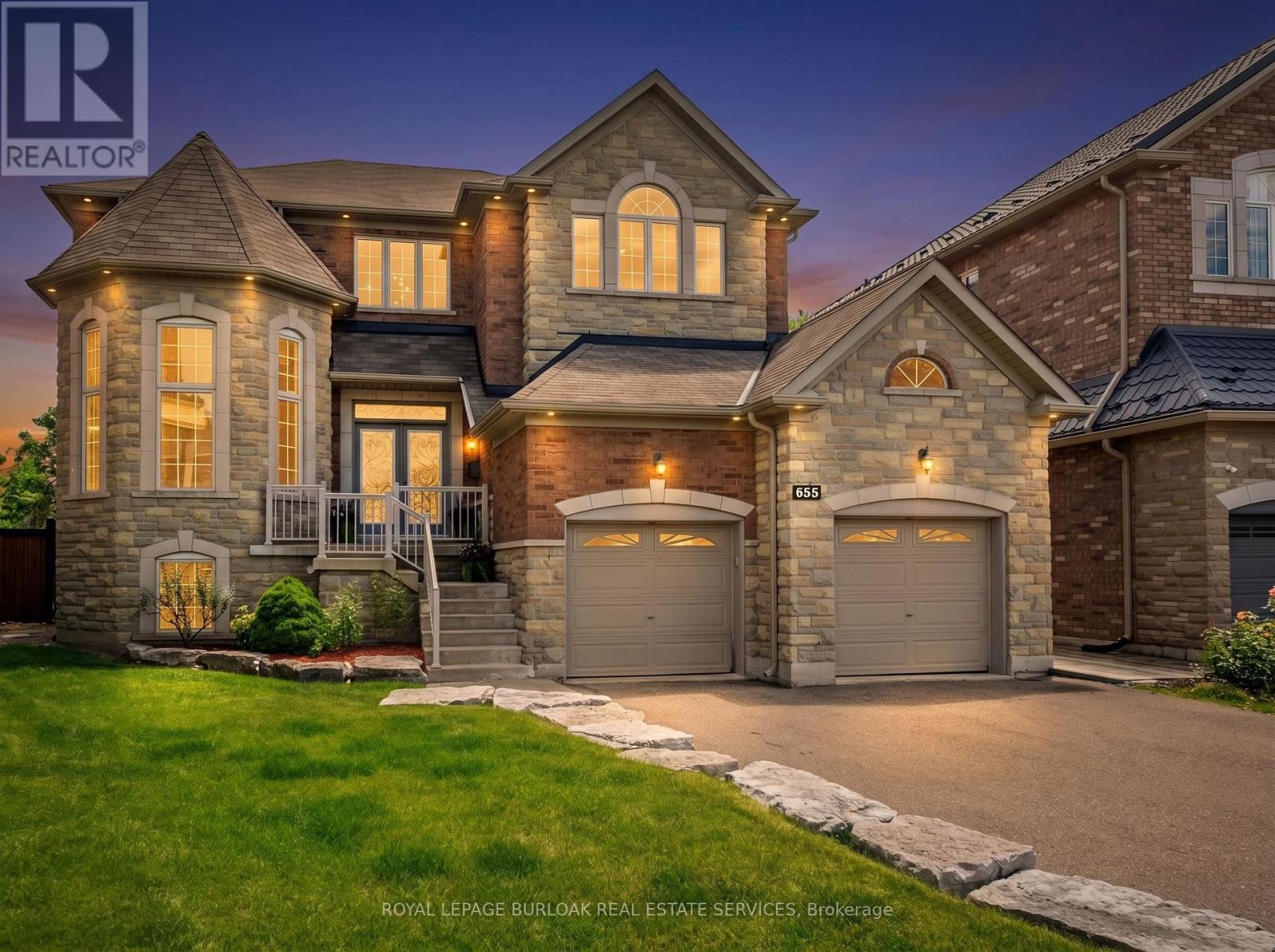 655 Kozel Court, Mississauga, ON