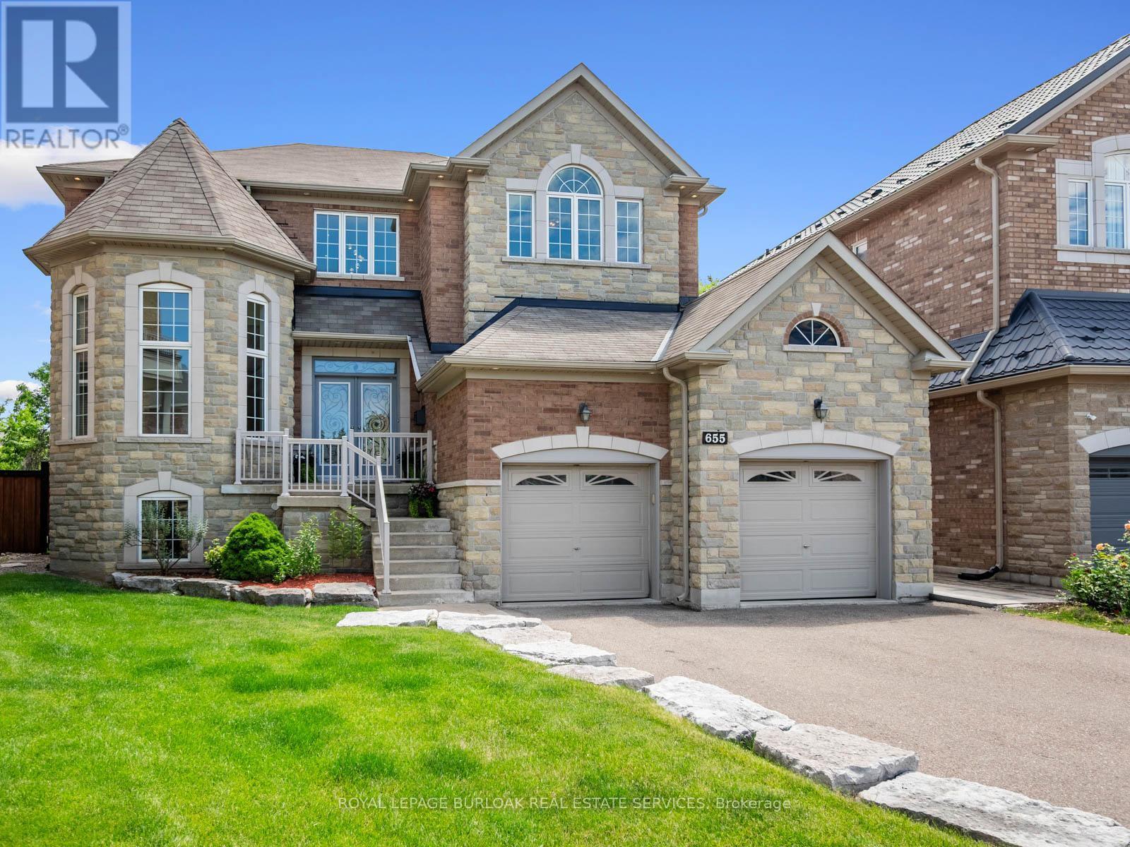 655 Kozel Court, Mississauga, ON