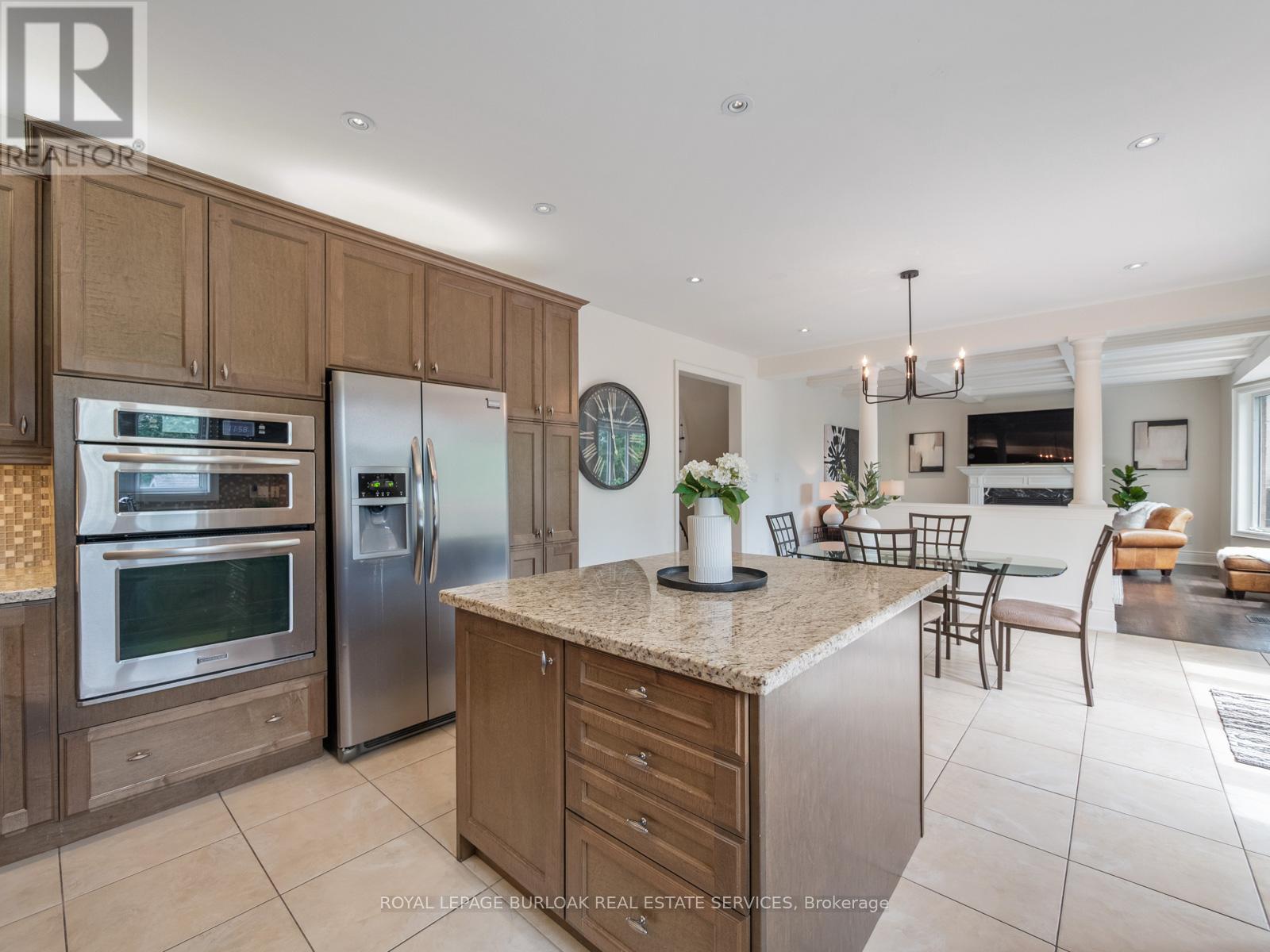 655 Kozel Court, Mississauga, ON