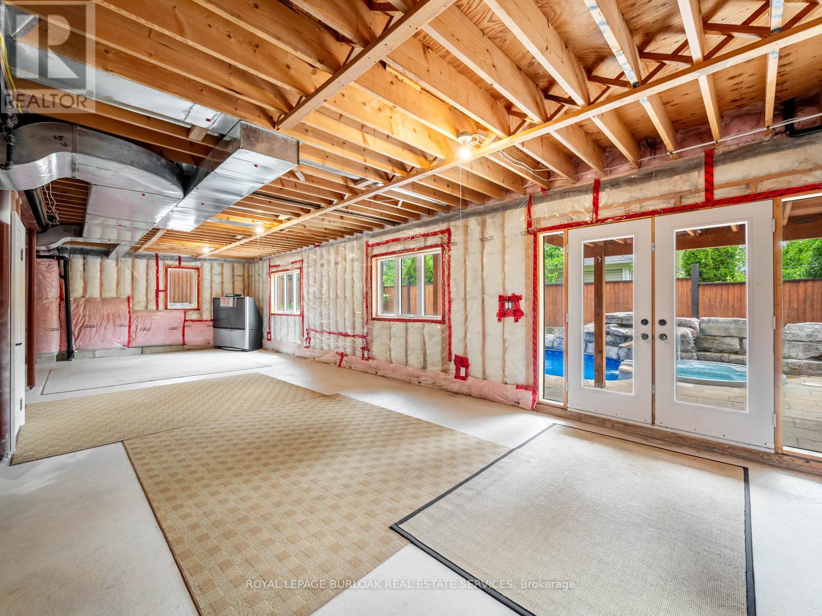 655 Kozel Court, Mississauga, ON