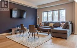 5 WILSON COURT Thorold, ON L2V 4Z8