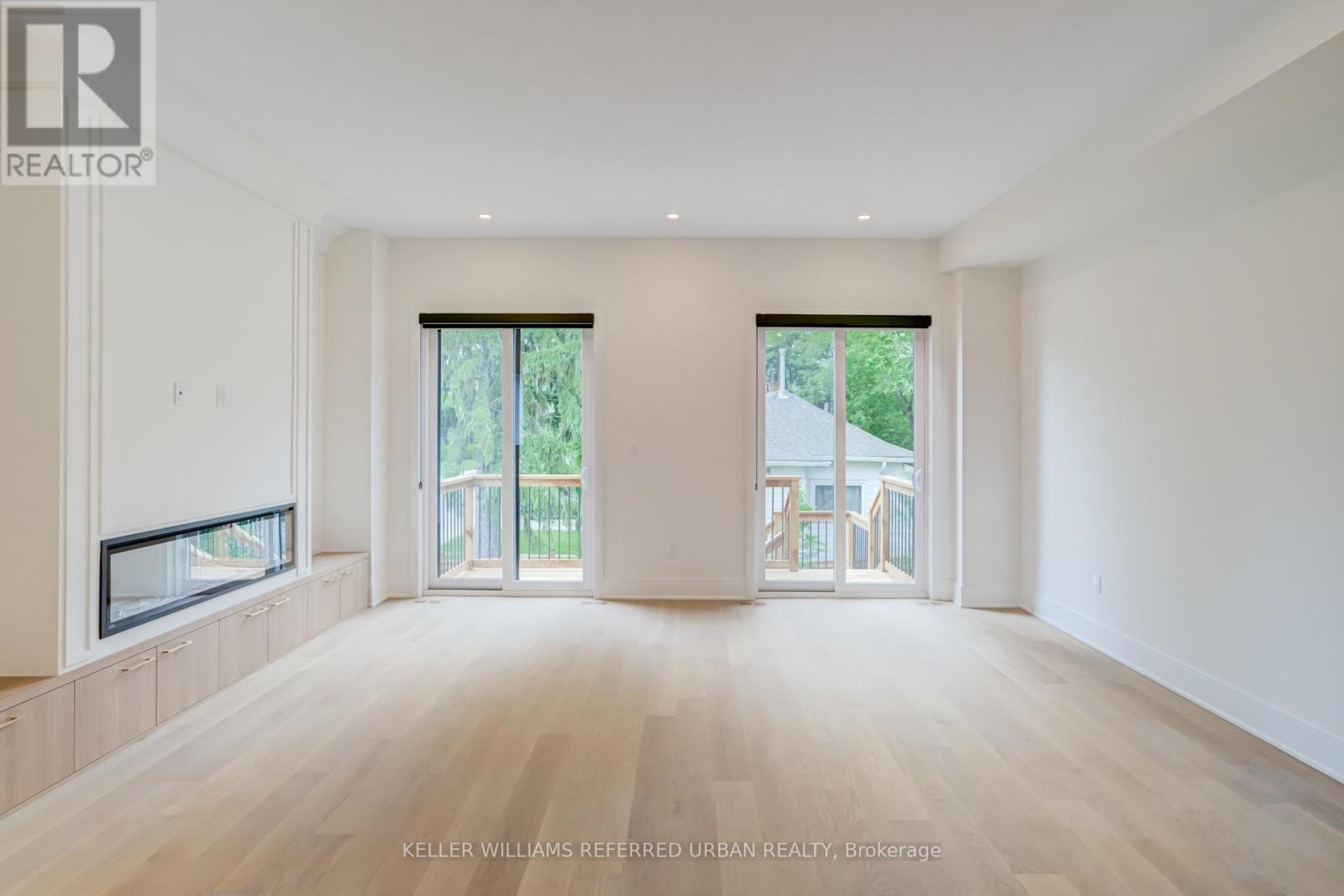 39 Wesley Avenue, Mississauga, ON