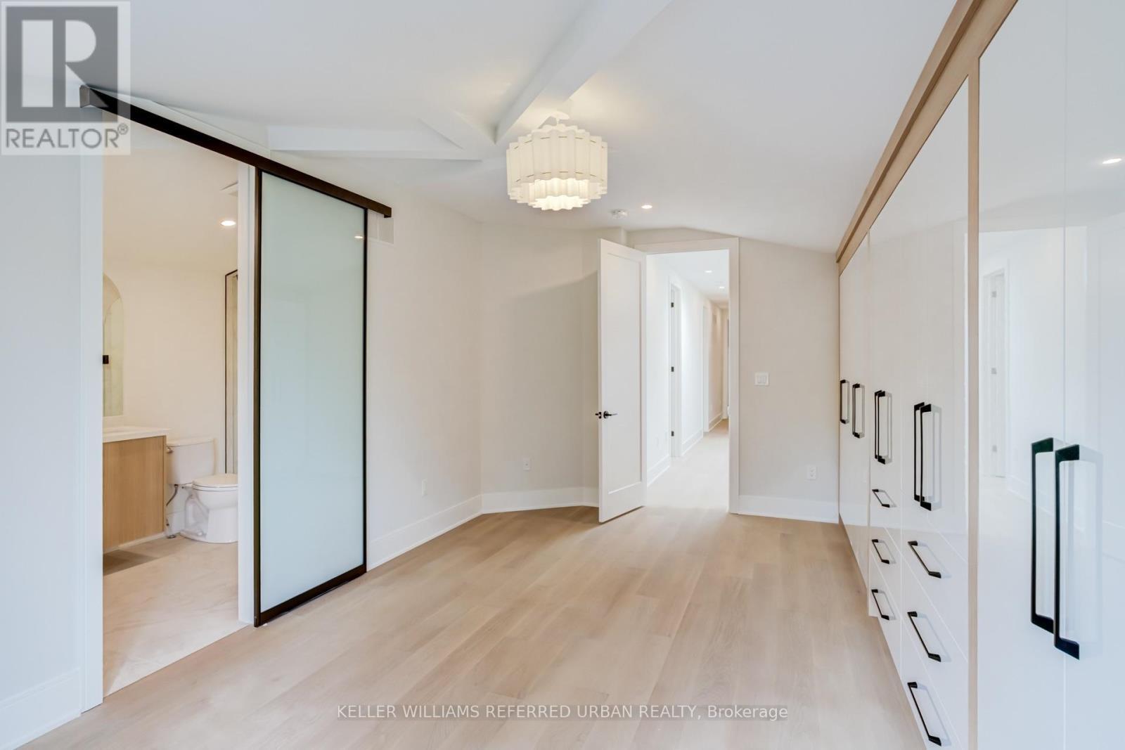 39 Wesley Avenue, Mississauga, ON