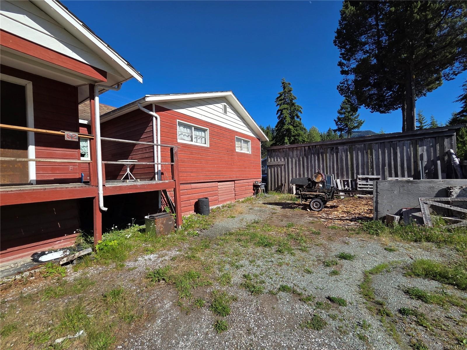 62 Kinman Ave, Woss, BC