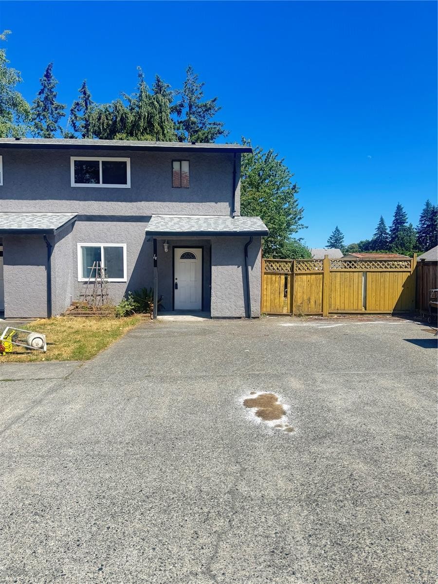 #4-715 Malone Rd, Ladysmith, BC