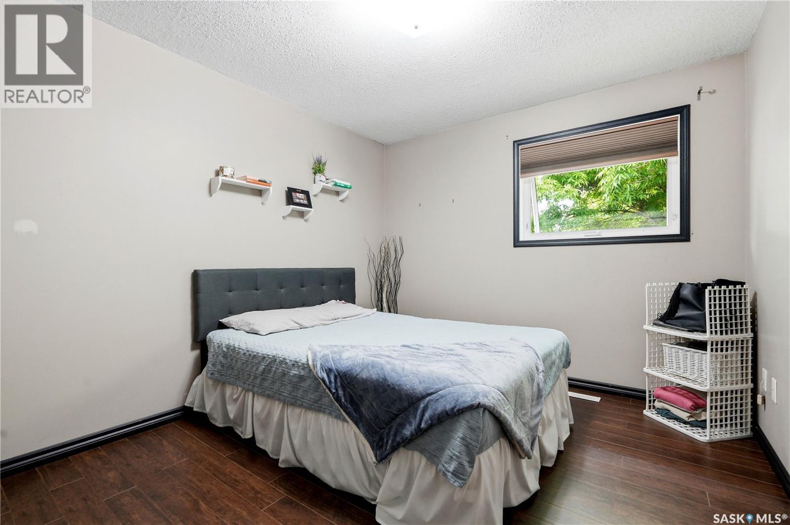 62 Robinson Crescent, Saskatoon, SK
