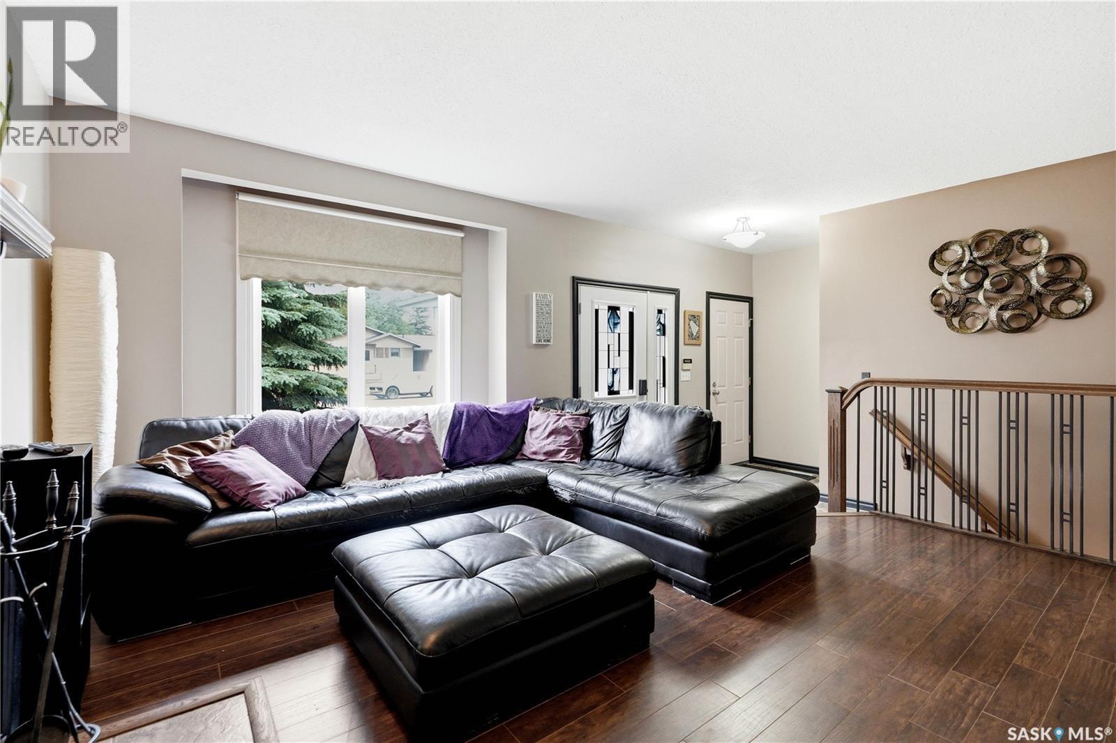 62 Robinson Crescent, Saskatoon, SK