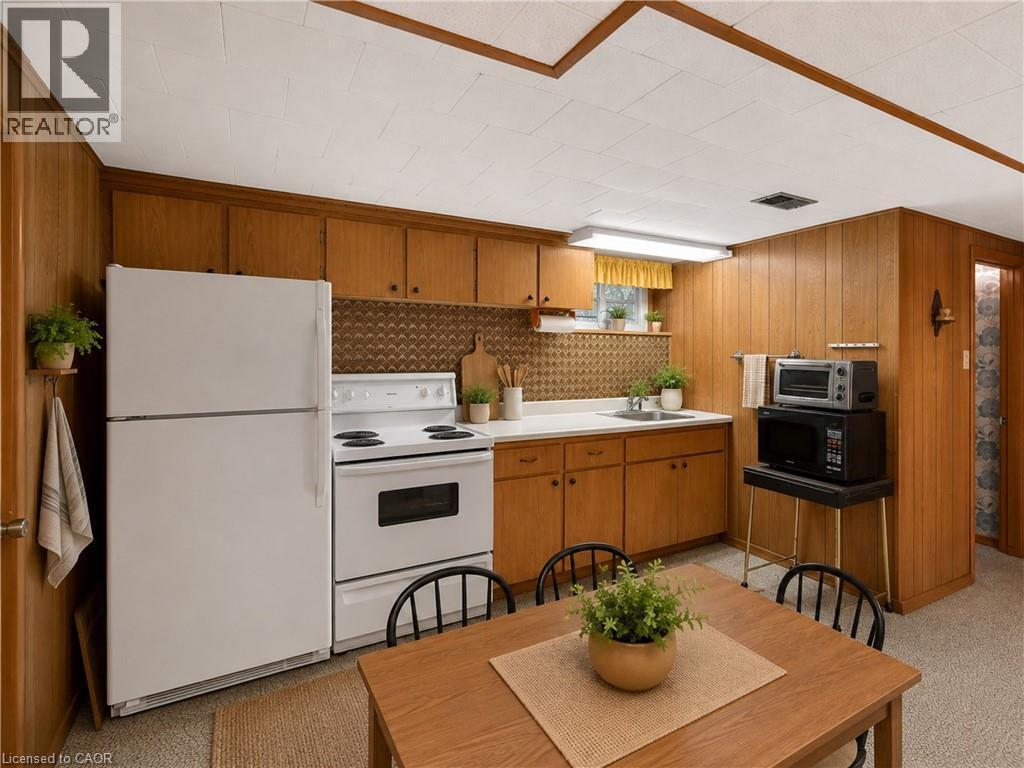 Virtually Staged - 564 Mountain Brow Boulevard, Hamilton, ON
