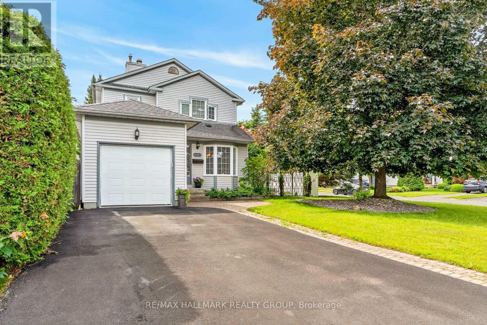 511 Deancourt Crescent, Ottawa, ON
