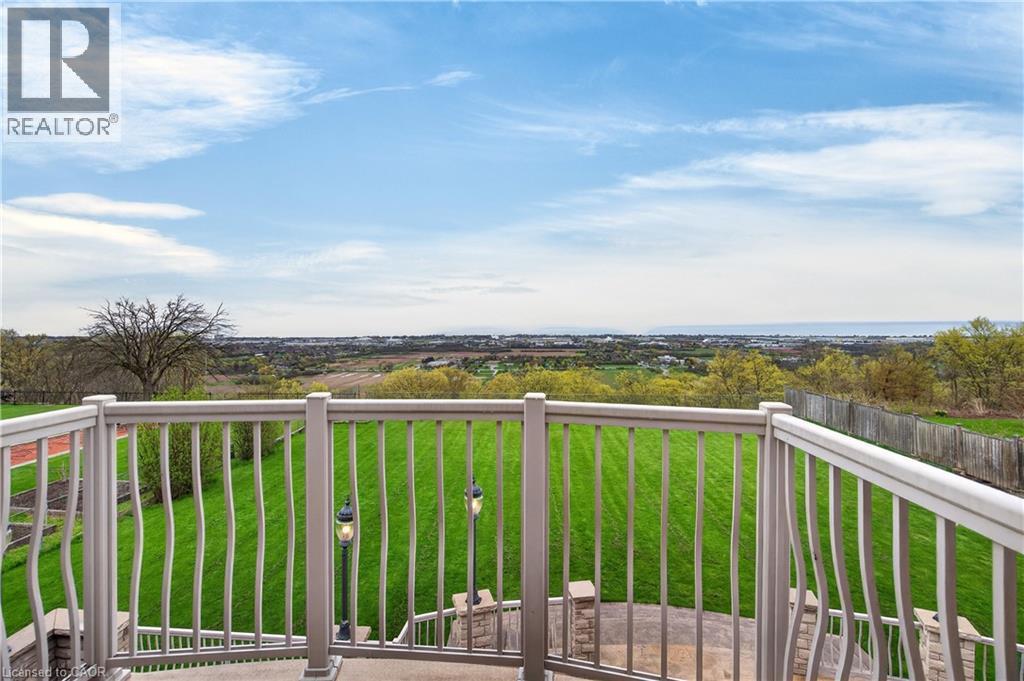 803 Ridge Road, Hamilton, ON