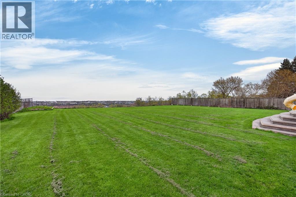 803 Ridge Road, Hamilton, ON
