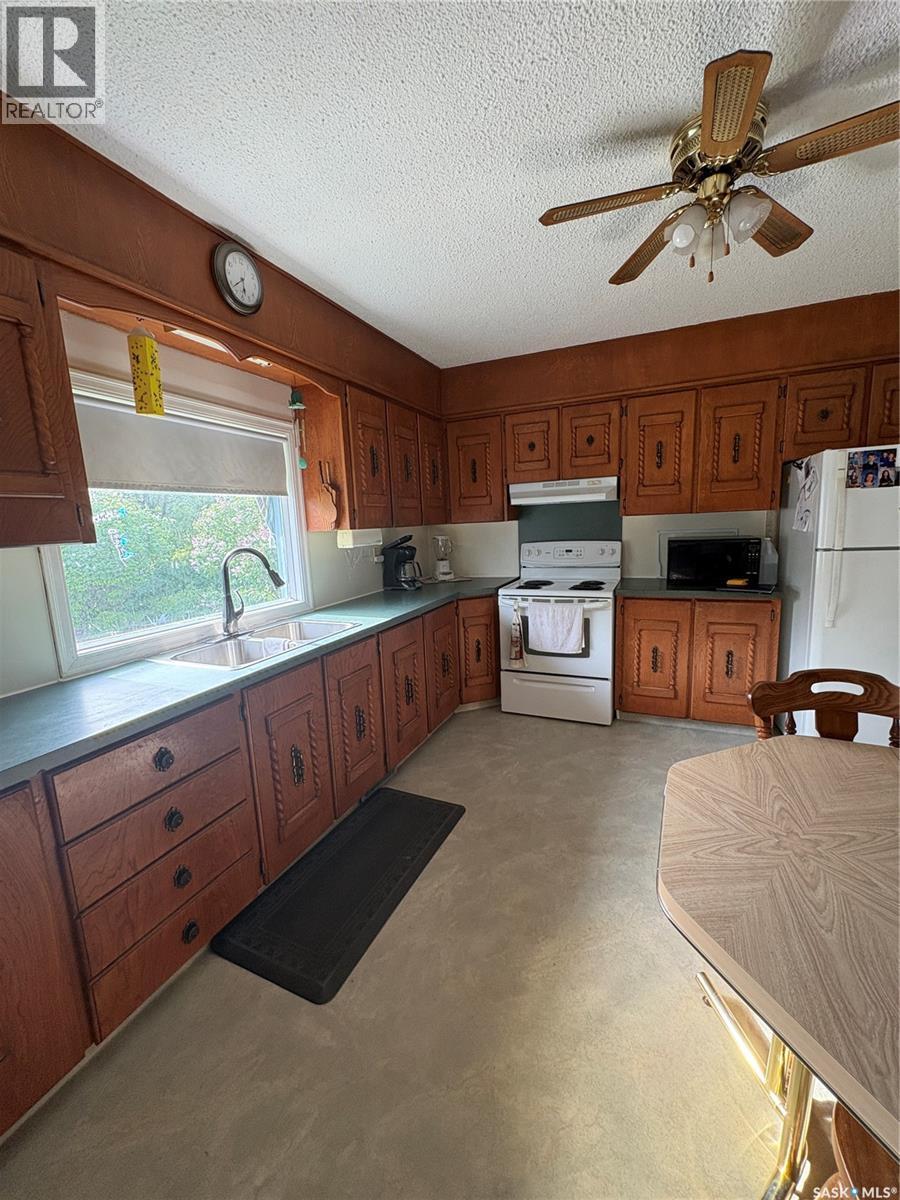 Witowski Acreage, Sasman Rm No. 336, SK