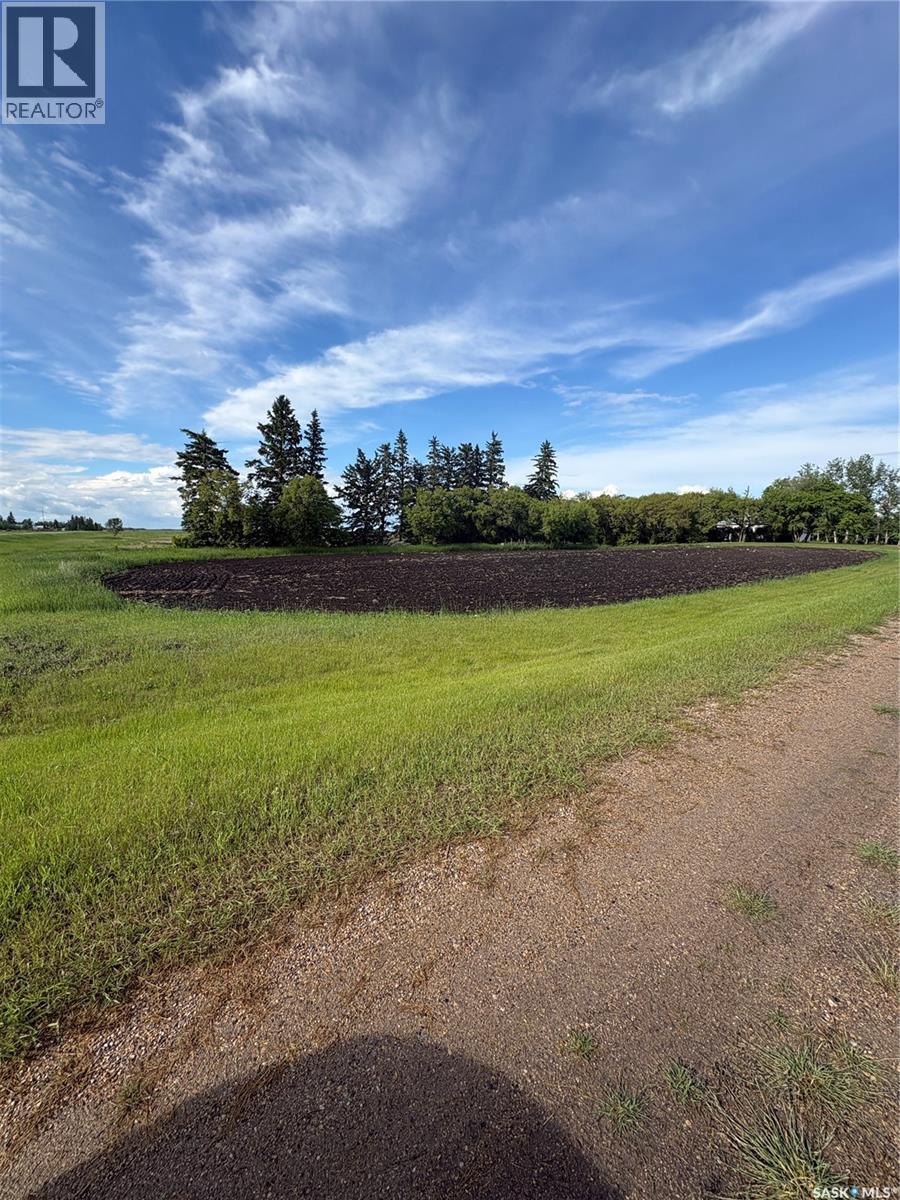 Witowski Acreage, Sasman Rm No. 336, SK