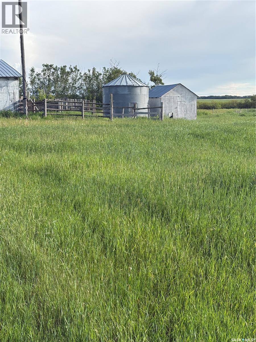 Witowski Acreage, Sasman Rm No. 336, SK