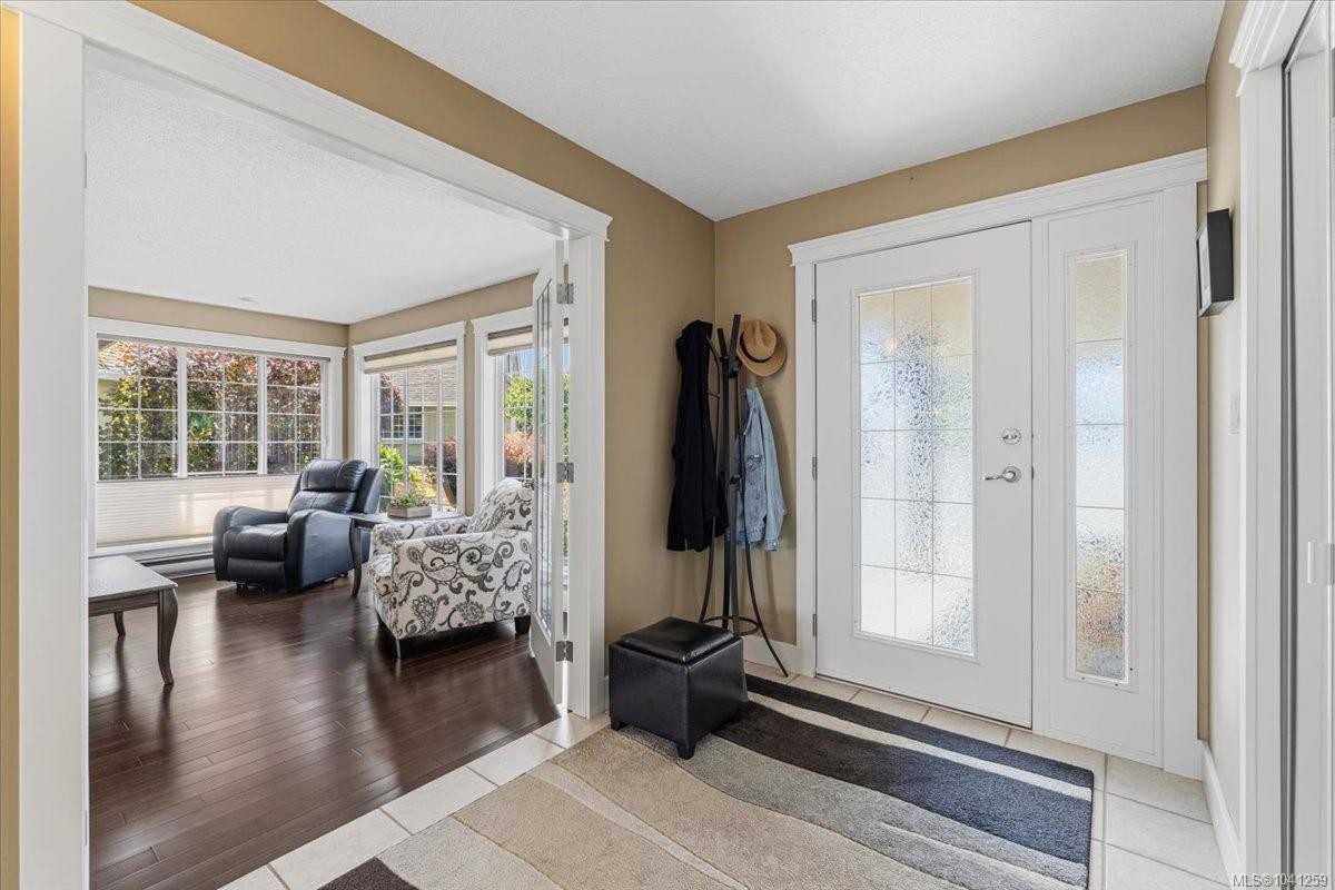 769 Anson Pl, Qualicum Beach, BC