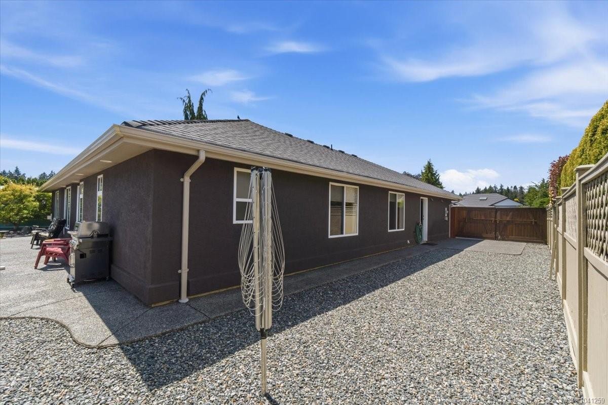769 Anson Pl, Qualicum Beach, BC