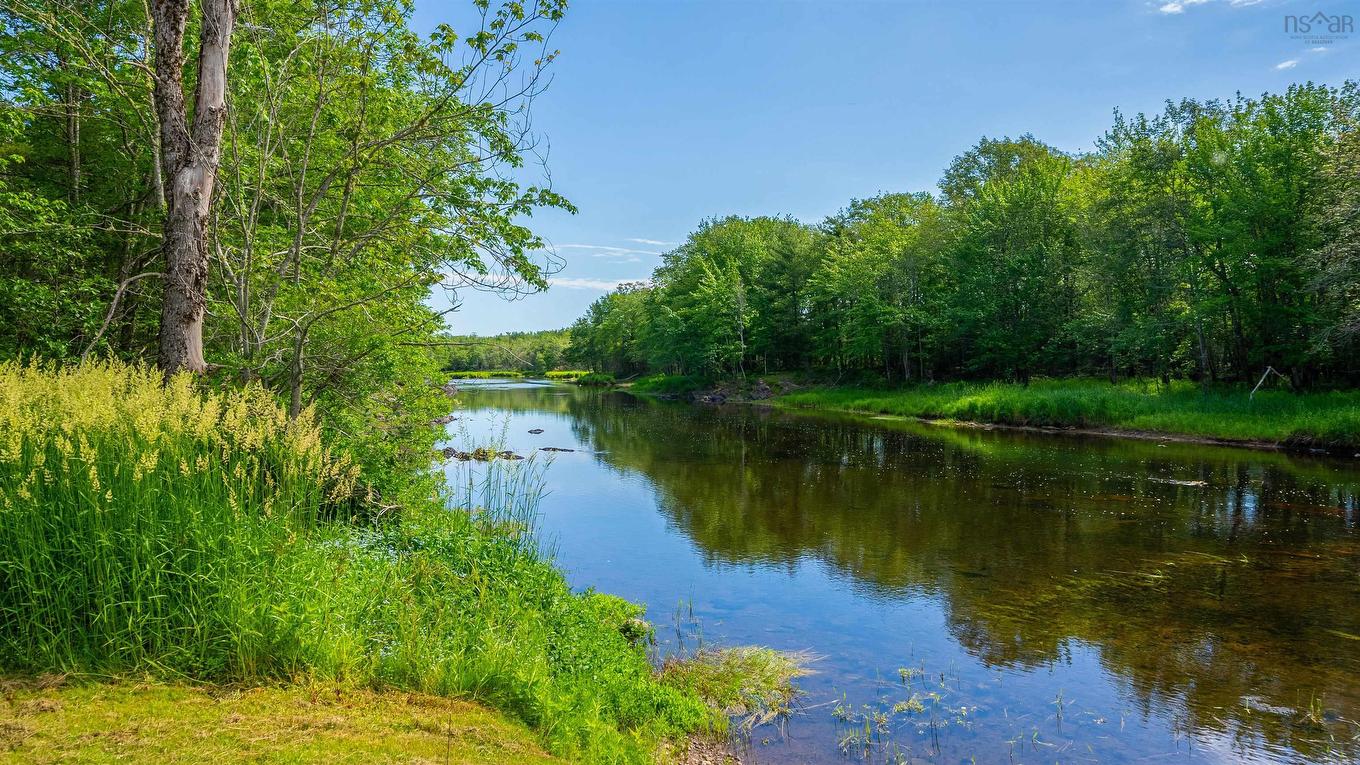 35 Riverside Lane, Enfield, NS