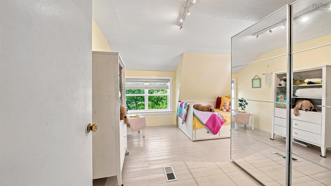 35 Riverside Lane, Enfield, NS