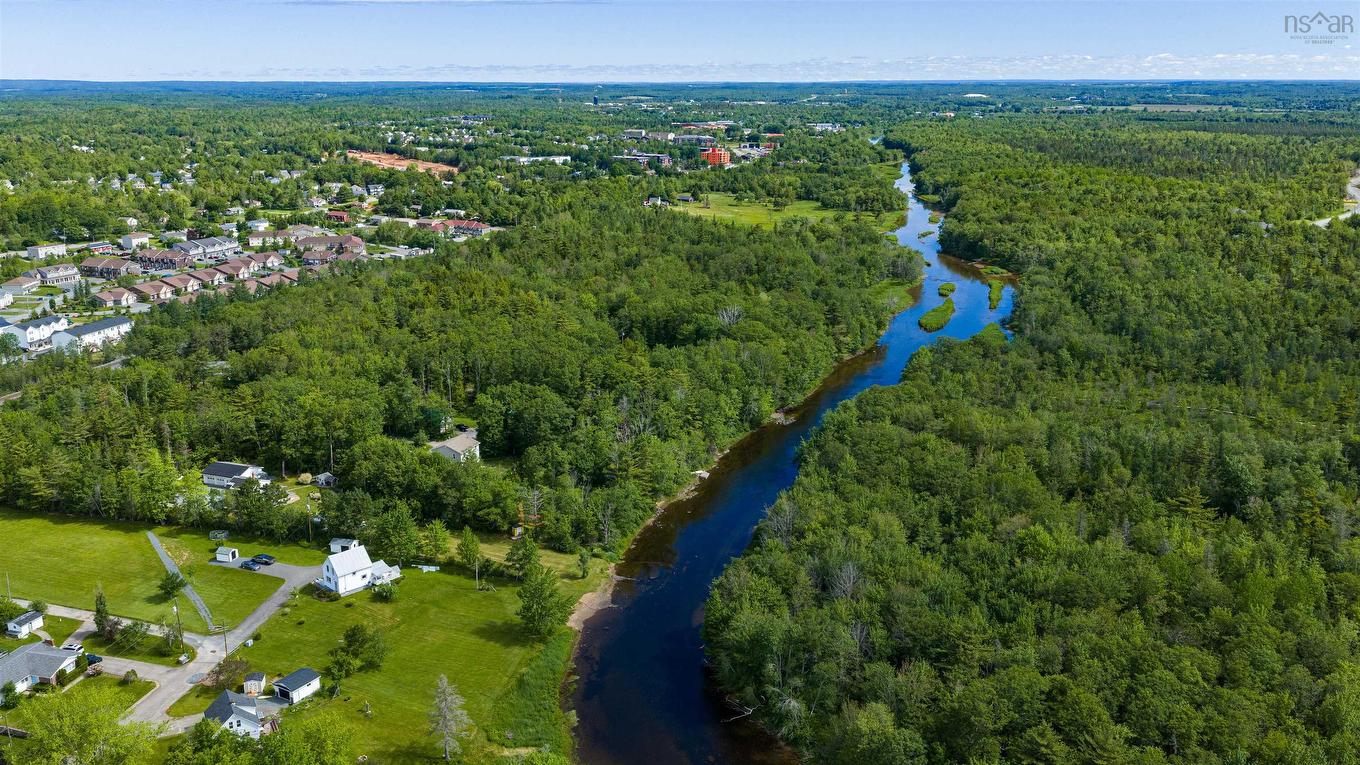 35 Riverside Lane, Enfield, NS