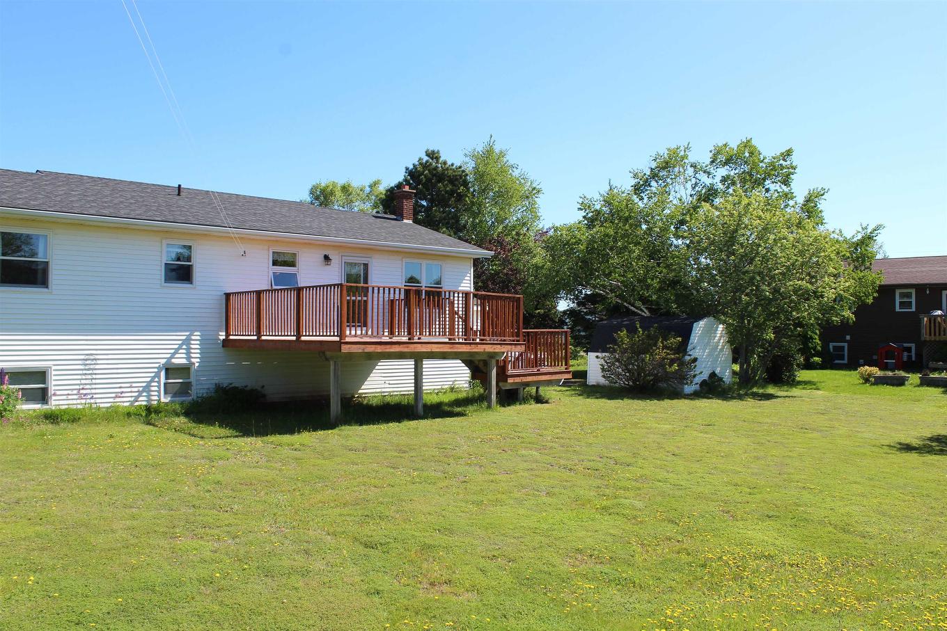 22 Maclauchlan Drive, Stratford, PE