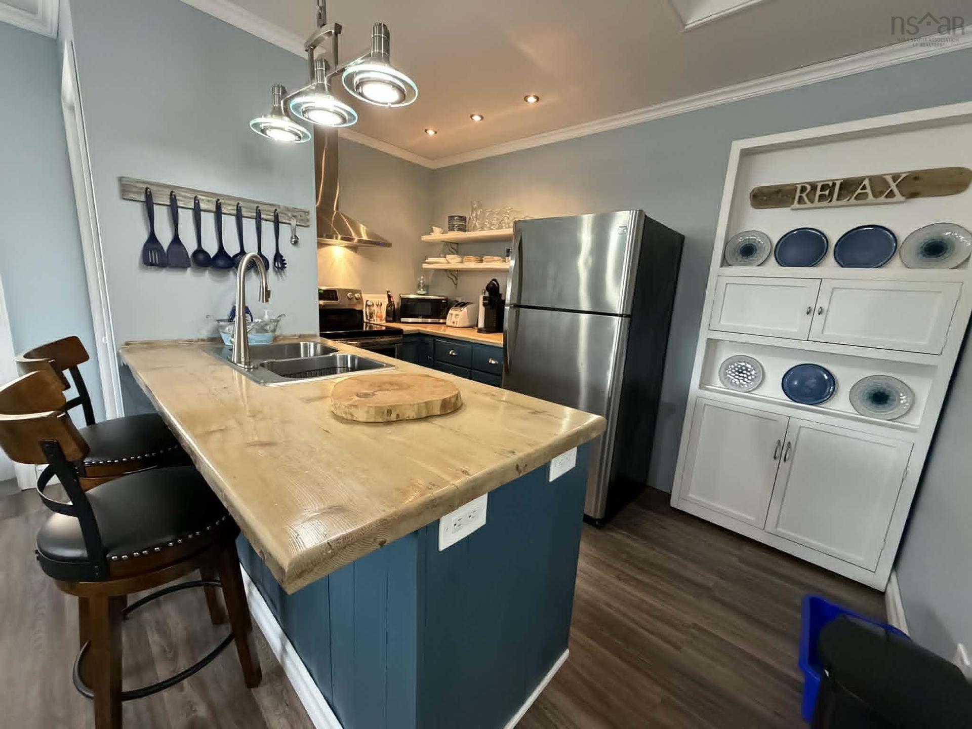 15421 Cabot Trail, Chéticamp, NS