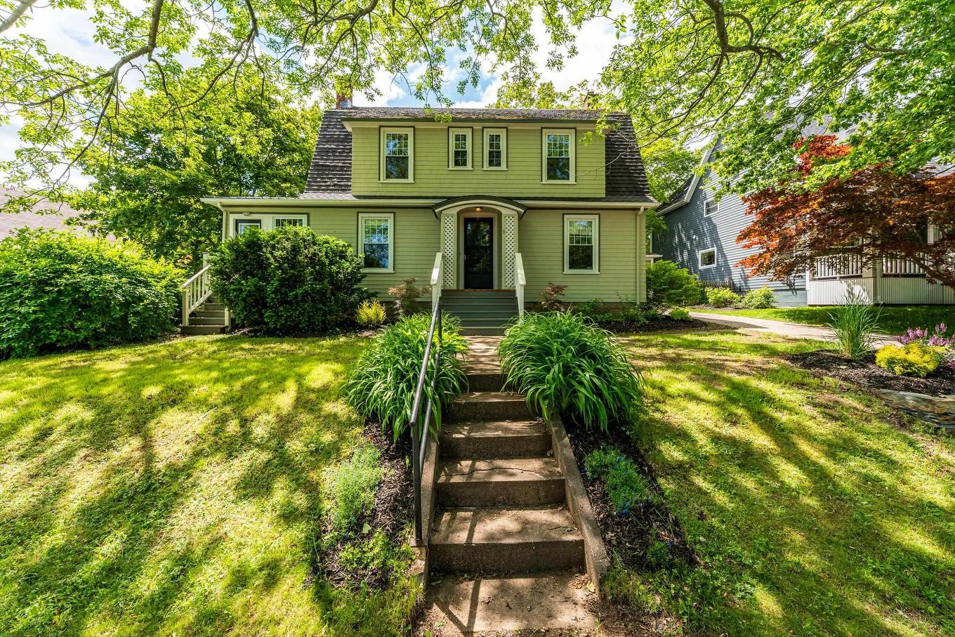 5 Warwick Street, Digby, NS