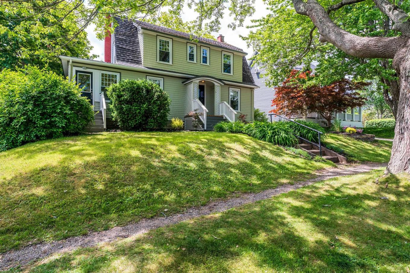 5 Warwick Street, Digby, NS