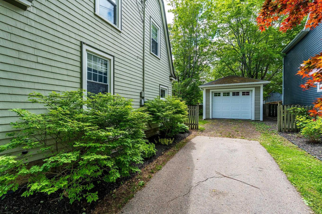 5 Warwick Street, Digby, NS