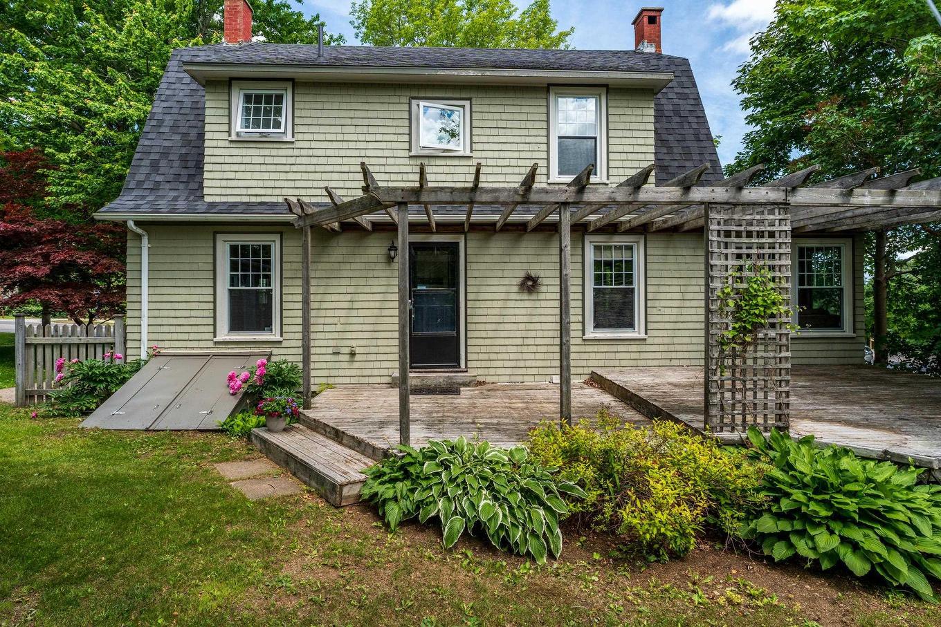 5 Warwick Street, Digby, NS