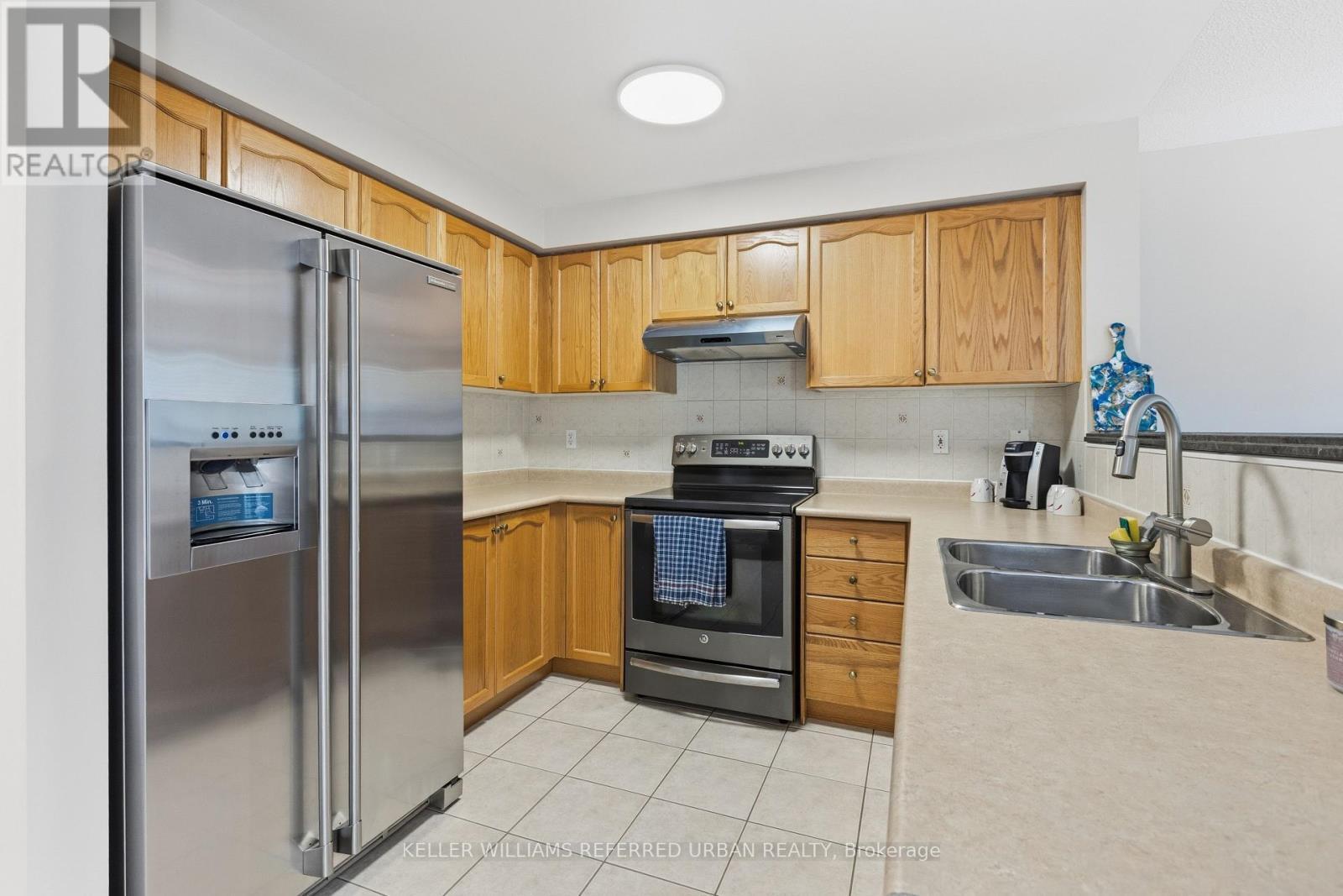 129 Dolce Crescent, Vaughan, ON