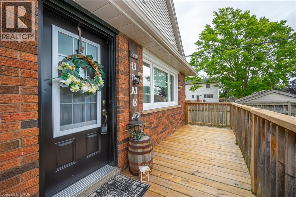 2 Cherry Avenue, Grimsby, ON