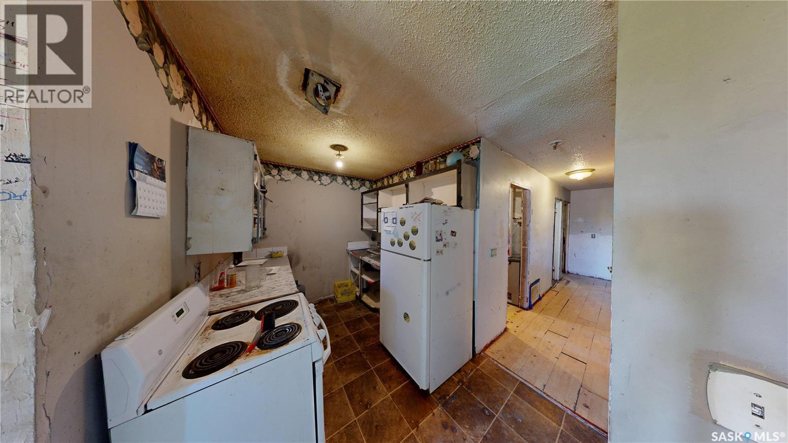 1633 Retallack Street, Regina, SK - Indoor