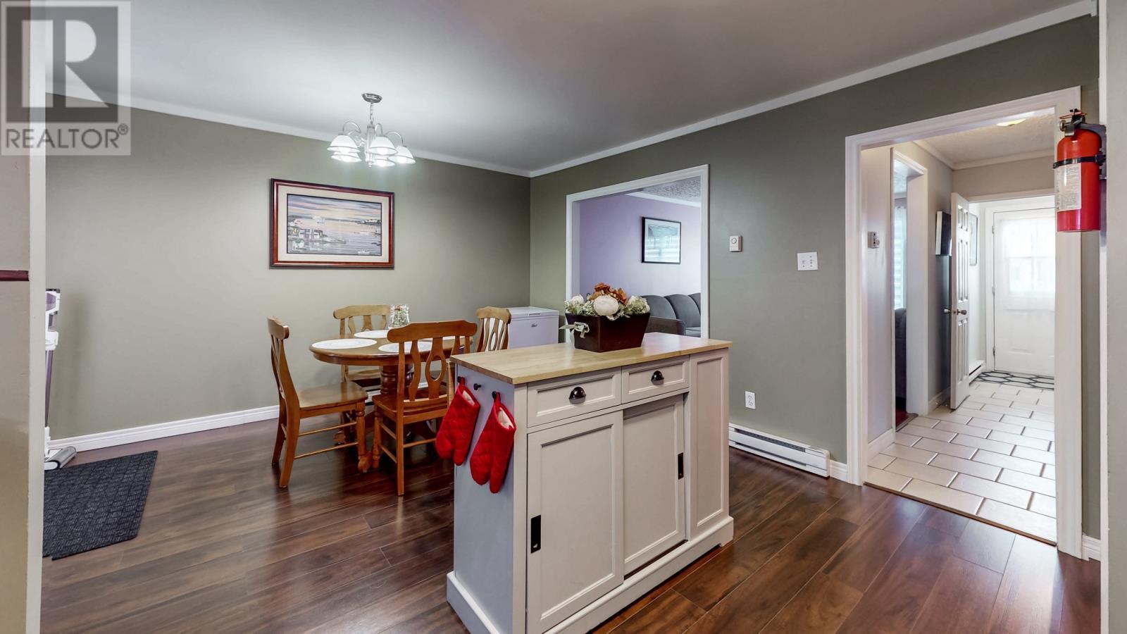 92 Watson Crescent, St. John'S, NL