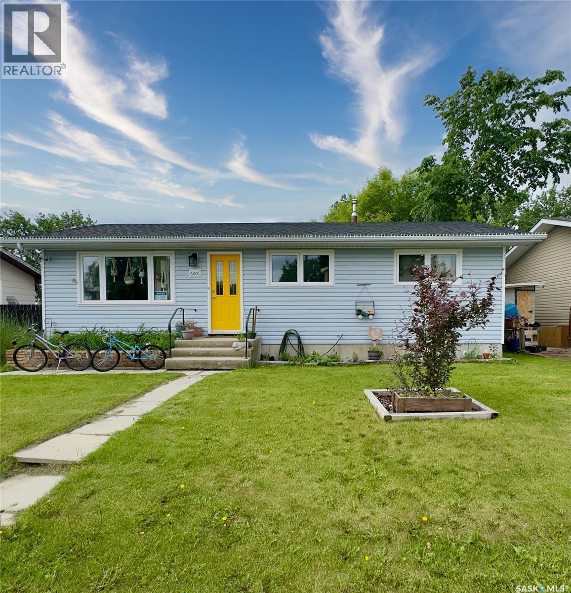 6007 Neufeld Avenue, Waldheim, SK