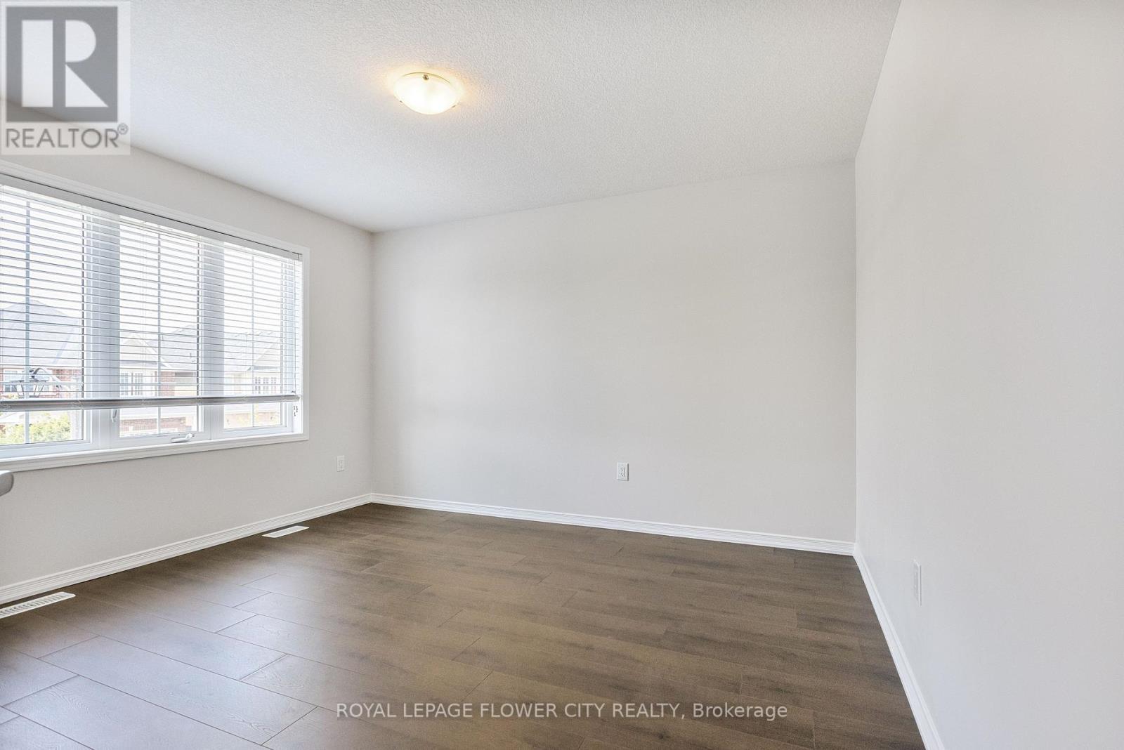 25 Munro Circle, Brant, ON