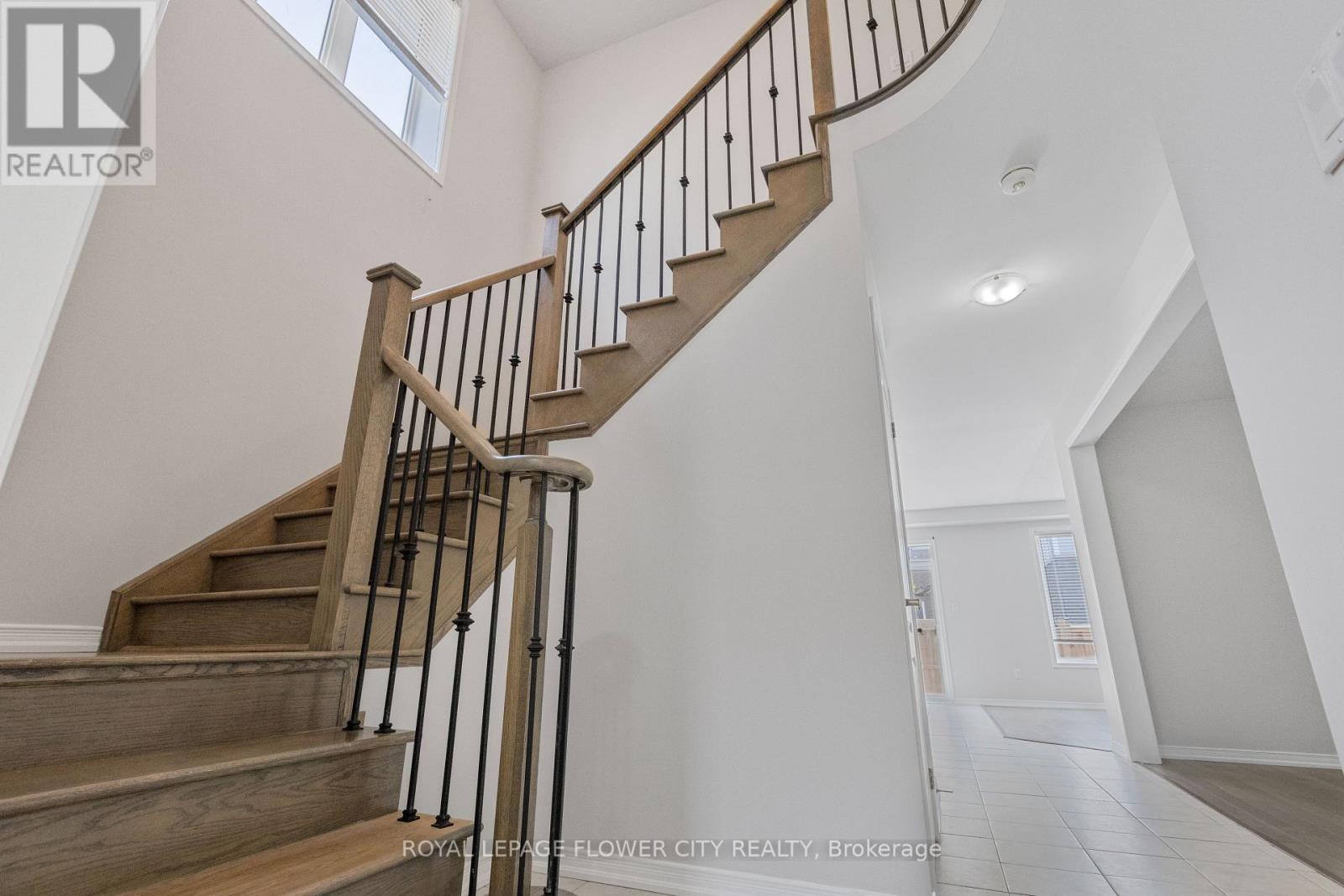 25 Munro Circle, Brant, ON
