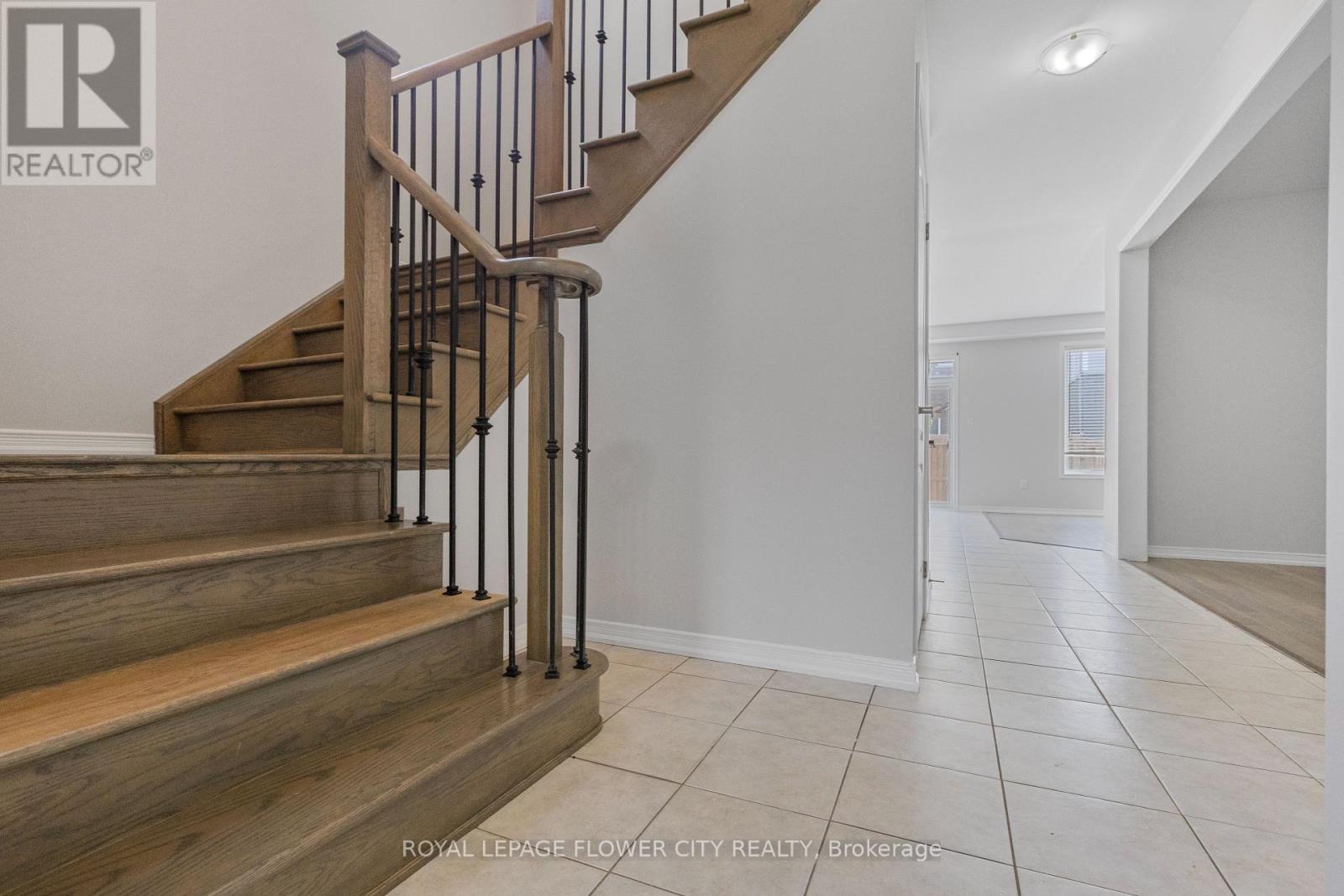 25 Munro Circle, Brant, ON