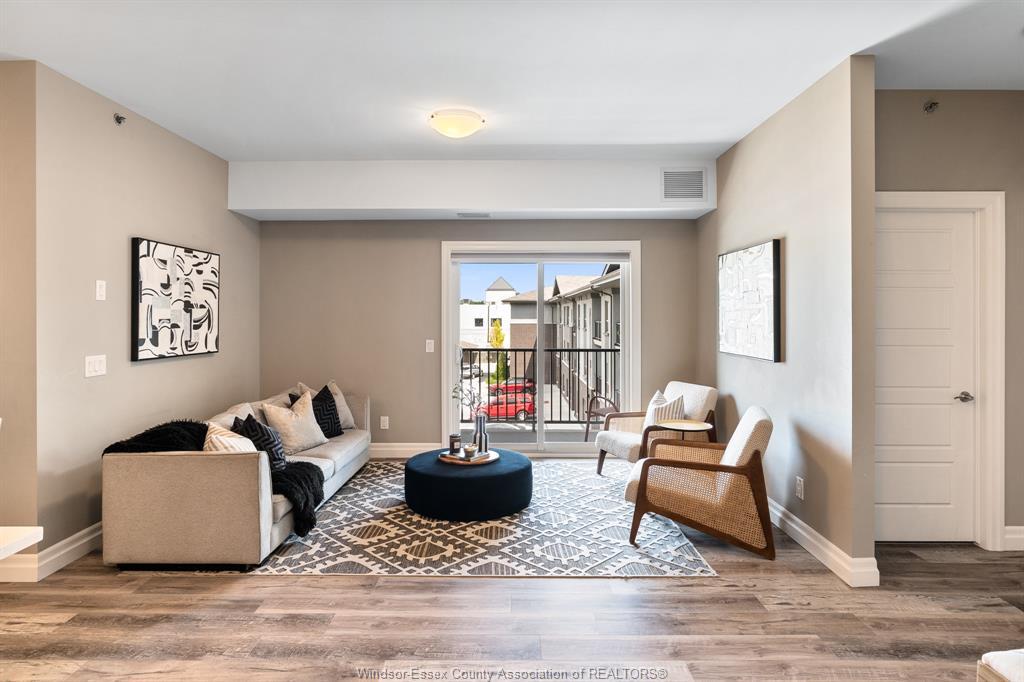 321-5840 Newman, Lasalle, ON