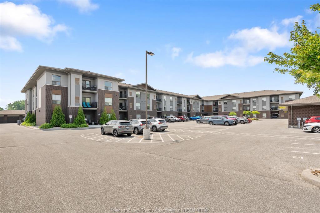 321-5840 Newman, Lasalle, ON