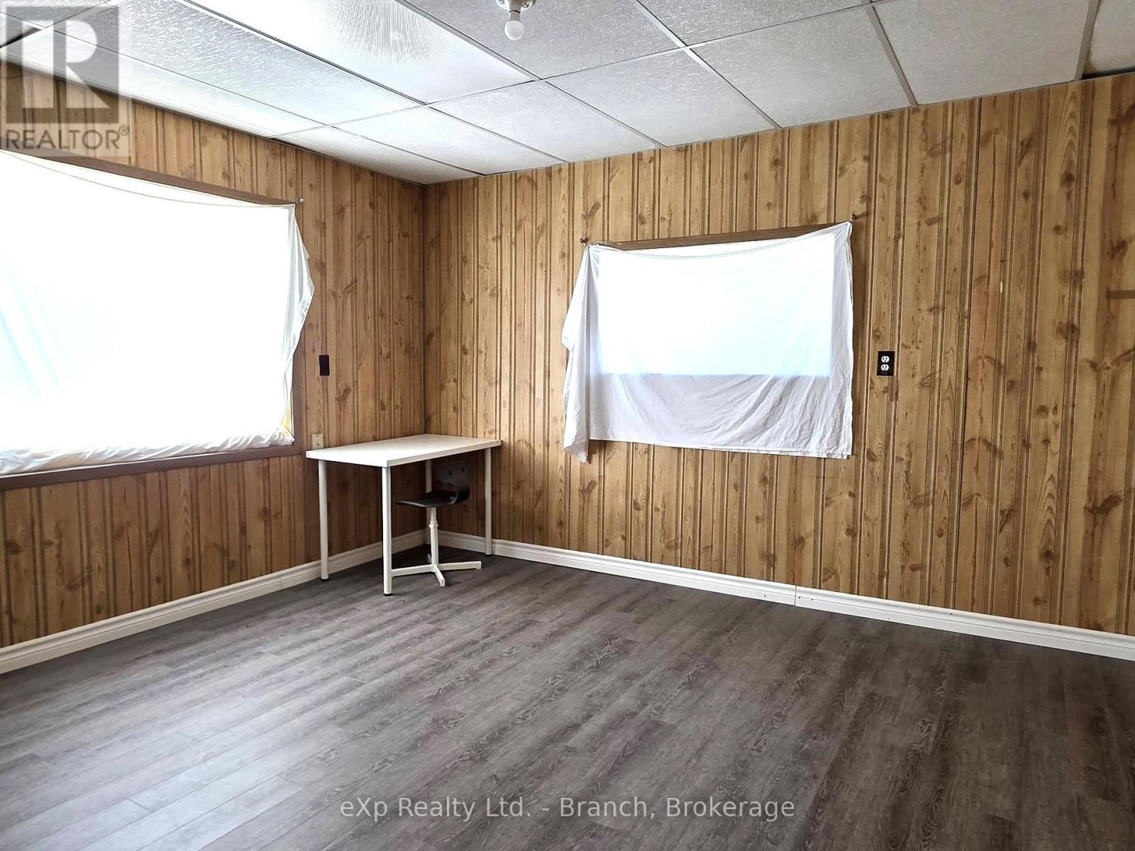 60 Tenth Street E, Armstrong (Earlton), ON