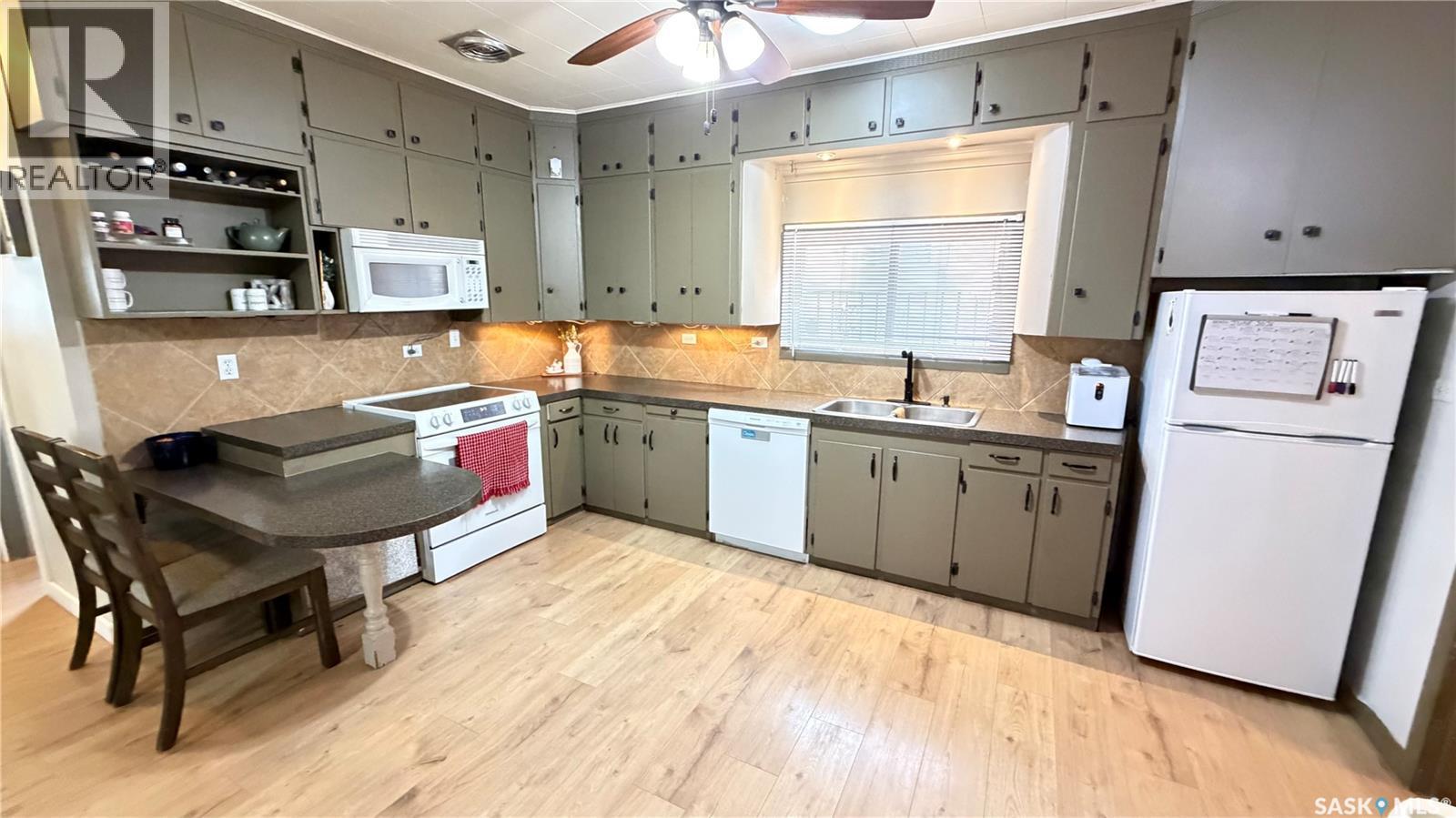 103 Walsh Street, Maple Creek, SK