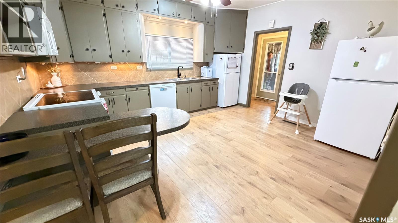 103 Walsh Street, Maple Creek, SK